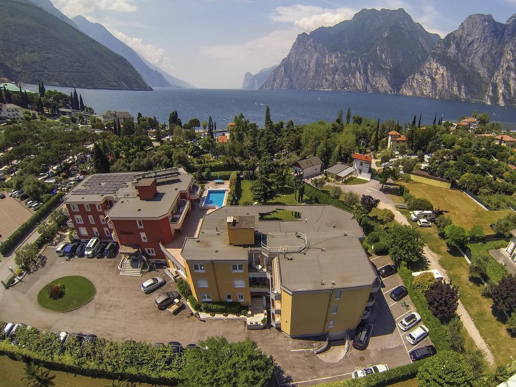 Residence Toblini Торболе Экстерьер фото